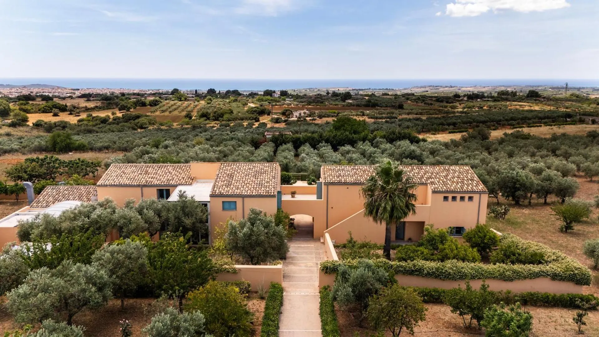 Hotel Planeta Country House & Beach Club Menfi